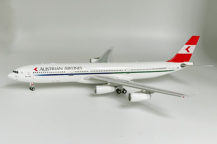 MINIATURE AVIONS DE Linea Herpa Airbus A340-300 City Line Star Alliance