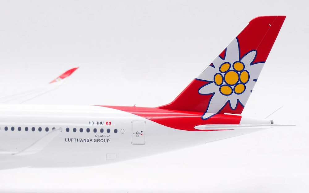 Inflight 200 IF350WK1224 Airbus A350-900 Edelweiss Air HB-IHC