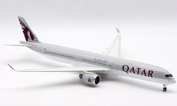 Airbus A350-1000 Qatar Airways A7-ANN missing one antenna IF35XQR0922 ANT