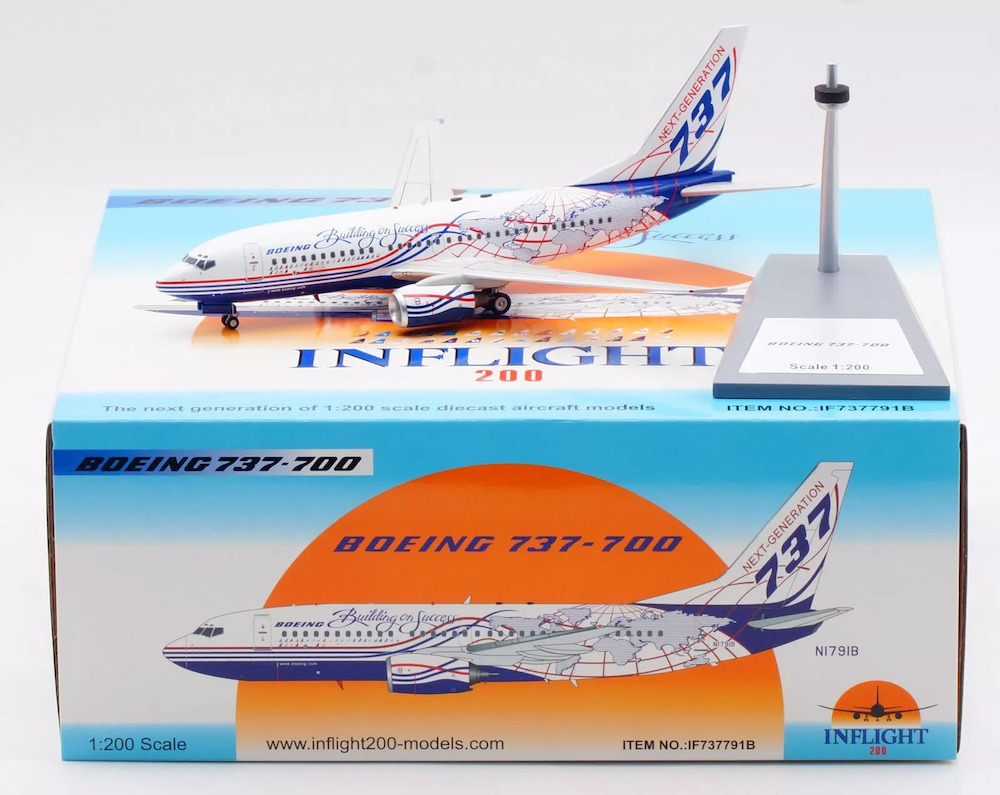 Inflight 200 IF737791B Boeing 737 700 Boeing House colors 