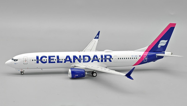 Boeing 737 MAX 9 Icelandair TF-ICD  IF739MFI1125