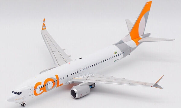 Boeing 737 MAX 8 Gol Linhas Aereas Inteligentes PR-XMD With Stand  IF73MG30820