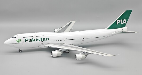 Boeing 747-367 Pakistan International Airlines AP-BFV  IF743PIA0826