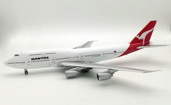 Boeing 747-300 Qantas 'City of Sydney' VH-EBU  IF743QF1221