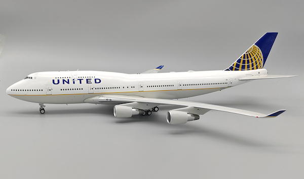 Boeing 747-400 United Airlines N107UA  IF744UA0424