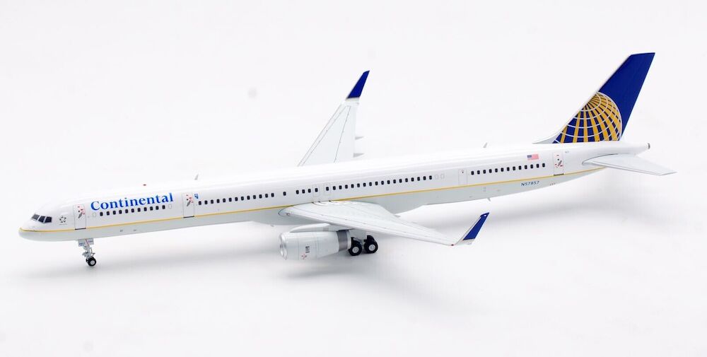 Inflight 200 IF753CO1023 Boeing 757-300 Continental Airlines