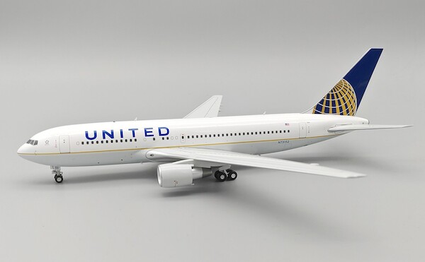 Boeing 767-224ER United Airlines N73152 IF762UA0525