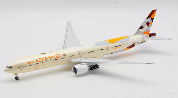 Boeing 777-300ER Etihad Airways A6-ETH With Stand IF773EY0721