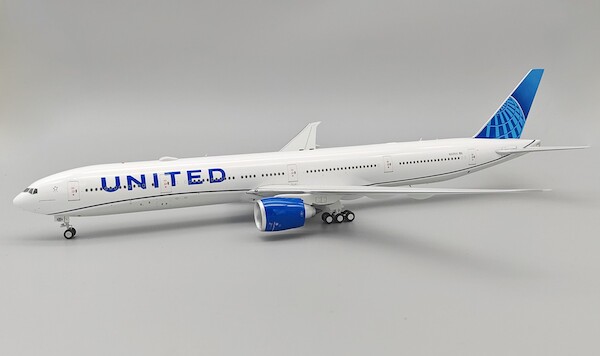 Boeing 777-322ER United Airlines N2251U IF773UA0725