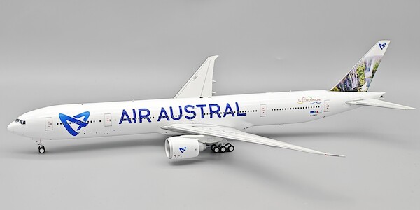 Boeing 777-39MER Air Austral F-ONOU IF773UU0226