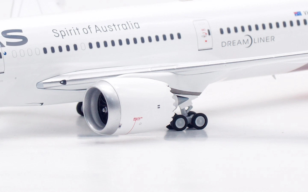 カンタス航空 787-9 VH-ZNF 1/200 XX20624 Qantas Boeing 787-9