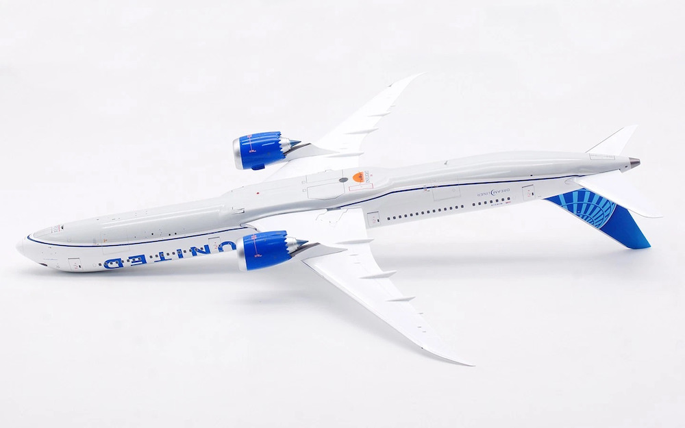 Inflight 200 IF78XUA0625 Boeing 787-10 Dreamliner United