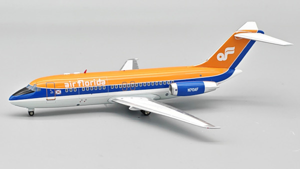 Douglas DC9-15RC Air Florida N70AF  IF915AF0726