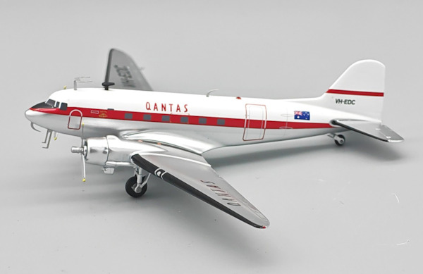Douglas DC3 Qantas VH-EDC  IFDC3QF1124