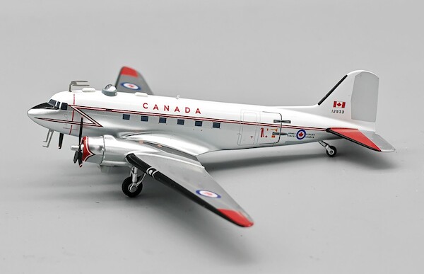 Douglas DC3 Canada Air Force 12933  IFDC3RCAF33