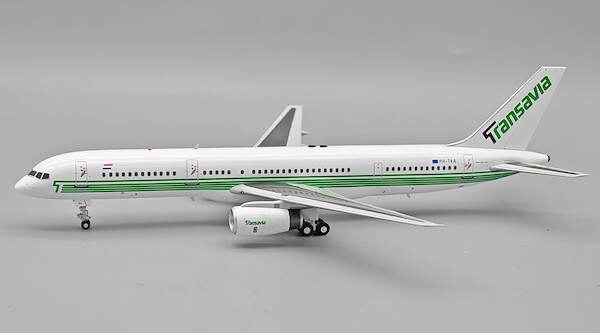 Boeing 757-200 Transavia PH-TKA IFLHS011