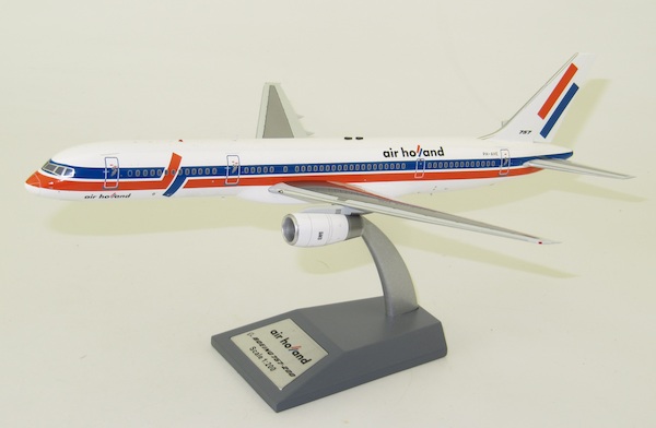 Boeing 757-200 Air Holland PH-AHE "EXCLUSIVE AVIATION MEGASTORE RELEASE"  LHSHD757