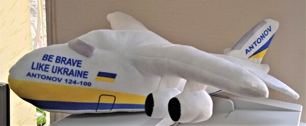 Plush Antonov AN-124 'Be brave like Ukraine' PLUSH AN124