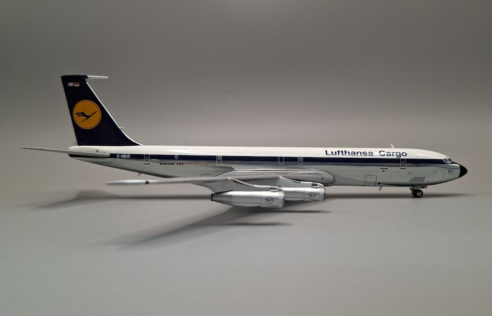 J Fox Models JF-707-3-007L Boeing 707-330C Lufthansa Cargo D-ABUO