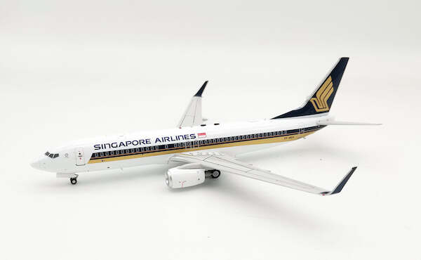 Boeing 737-800 Singapore Airlines 9V-MGA With Stand JF-737-8-036