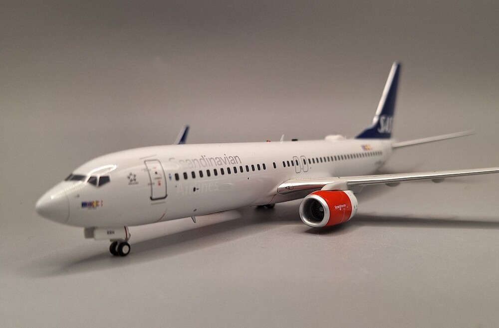 J Fox Models JF-737-8-045 Boeing 737-800 SAS Scandinavian Airline