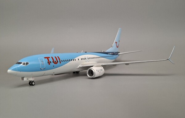 Boeing 737-800 TUI G-TAWS JF-737-8-047L