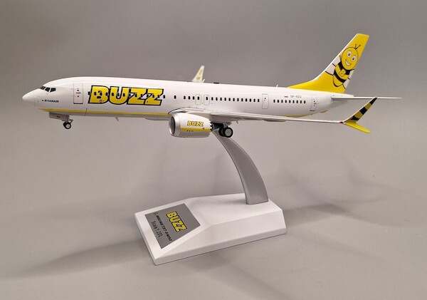 Boeing 737 Max 8 Buzz SP-RZG JF-737-8M-008