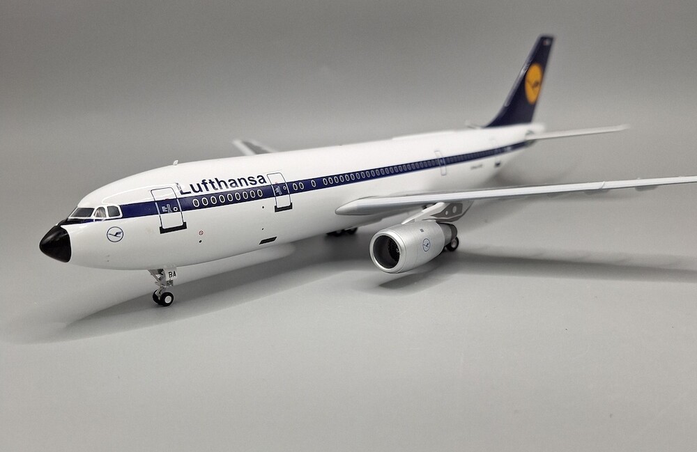 J Fox Models JF-A300-005 Airbus A300-B4 Lufthansa D-AIBA