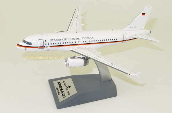 Airbus A319-133CJ German Air Force Luftwaffe 15+01 JF-A319-016