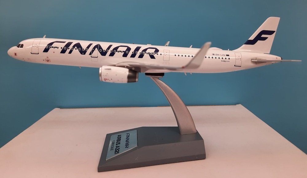 Finnair Airbus A321 1:400 OH-LZL A321-200 Phoenix FINNAIR Gemini