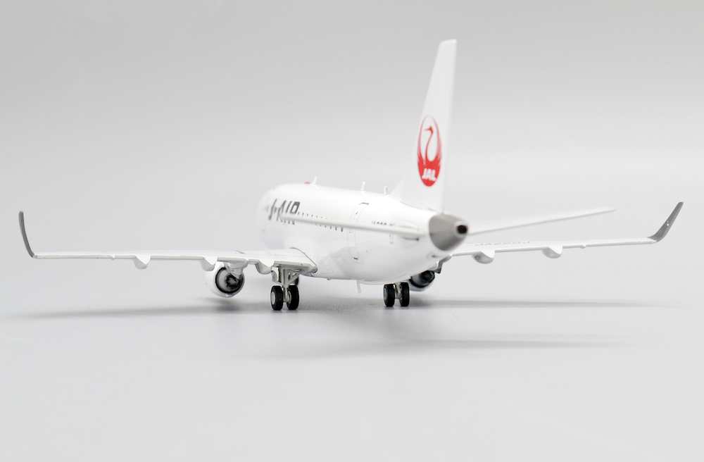 JC Wings EW2170001 Embraer 170-100STD J-Air JA220J