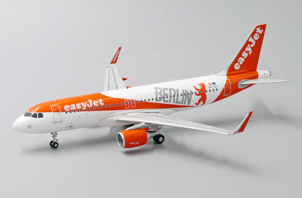 Airbus A320 Easyjet Europe "Berlin" OE-IZQ  EW2320005