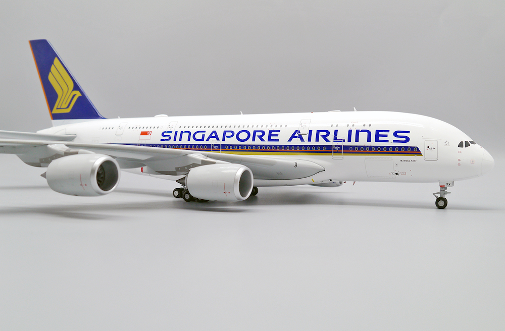 Singapore Airlines A380-841 (9V-SKY & 9V-SKM) - Plane watc…