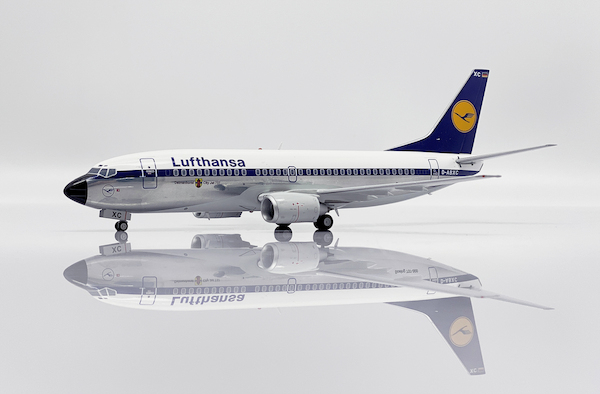 Boeing 737-300 Lufthansa D-ABXC Polished  EW2733002
