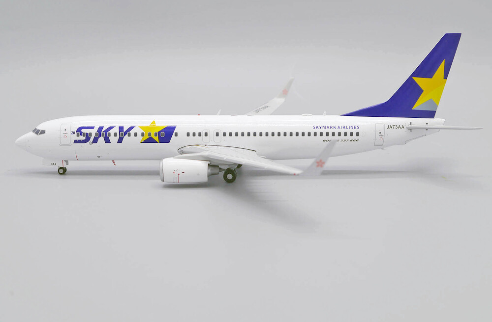 JC Wings EW2738012 Boeing 737-800 Skymark Airlines JA73AA