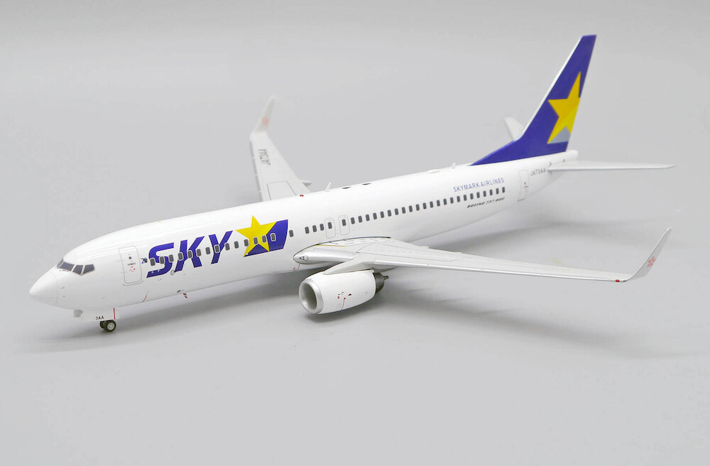 JC Wings EW2738012 Boeing 737-800 Skymark Airlines JA73AA