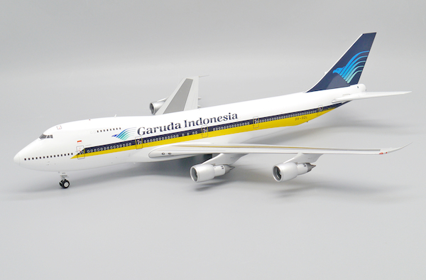 Boeing 747-200 Garuda Indonesia "Singapore Colors" 9V-SQL EW2742003