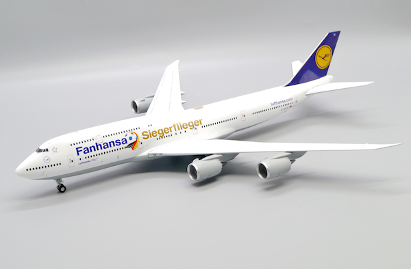 Boeing 747-8 Lufthansa "Fanhansa Siegerflieger" D-ABYI EW2748004