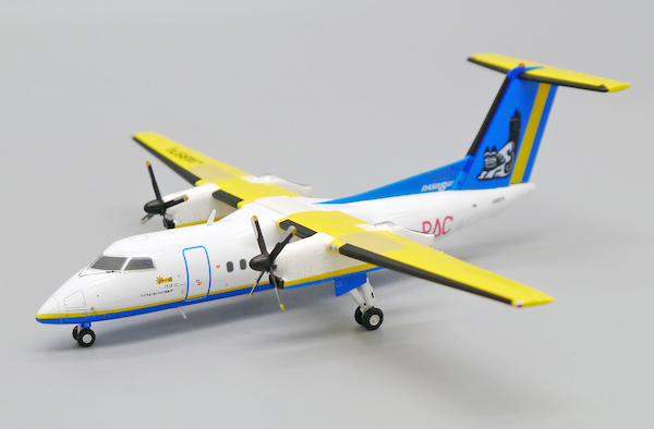 Bombardier Dash 8-Q100 Ryukyu Air Commuter JA8974 EW28Q1003