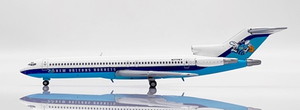 Boeing 727-200 New Orleans Hornets N777KY  EW4722001