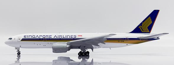 Boeing 777-200 Singapore Airlines 9V-SVN  EW4772014
