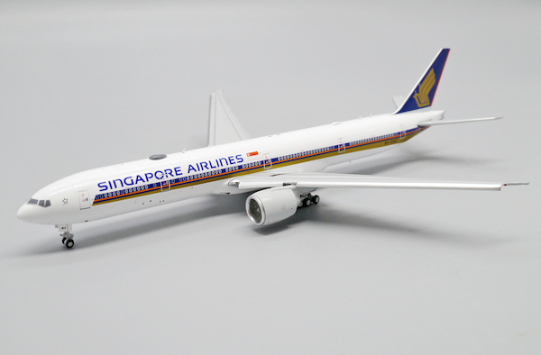 Boeing 777-300ER Singapore Airlines 9V-SWZ flaps down  EW477W010A
