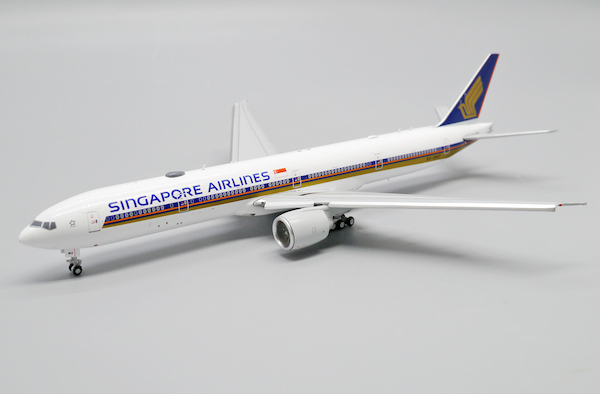 Boeing 777-300ER Singapore Airlines 9V-SWZ flaps down EW477W010A