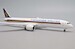 Boeing 787-10 Dreamliner Singapore Airlines 9V-SCM Flaps Down  EW478X004A