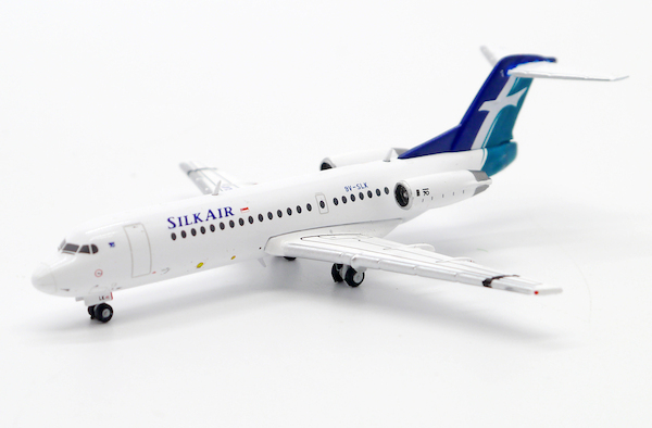 Fokker 70 Silkair 9V-SLK  EW4F70002