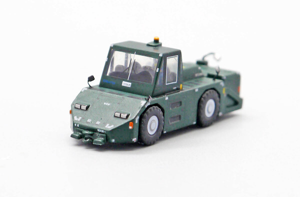 Airport Accessories JASDF WT250E Pushback Tug GSE2WT250E04
