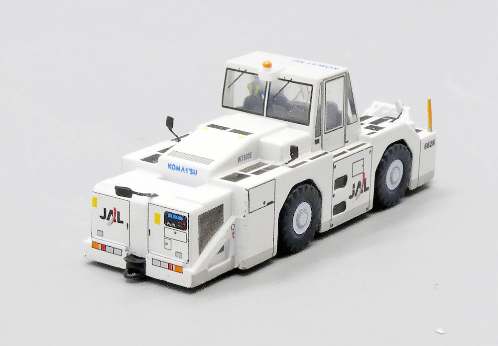 JC Wings GSE2WT500E03 Airport Accessories JAL oc WT500E Towing Tr