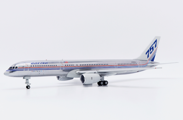 Boeing 757-200Boeing House Color "Polished" N505EA LH2290