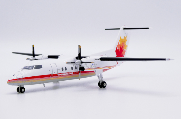 Bombardier Dash 8-Q100 De Havilland Canada House Color C-GGPJ LH2367