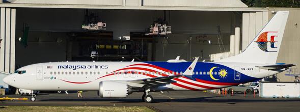 Boeing 737 MAX 8 Malaysia Airlines 9M-MVA  LH2454